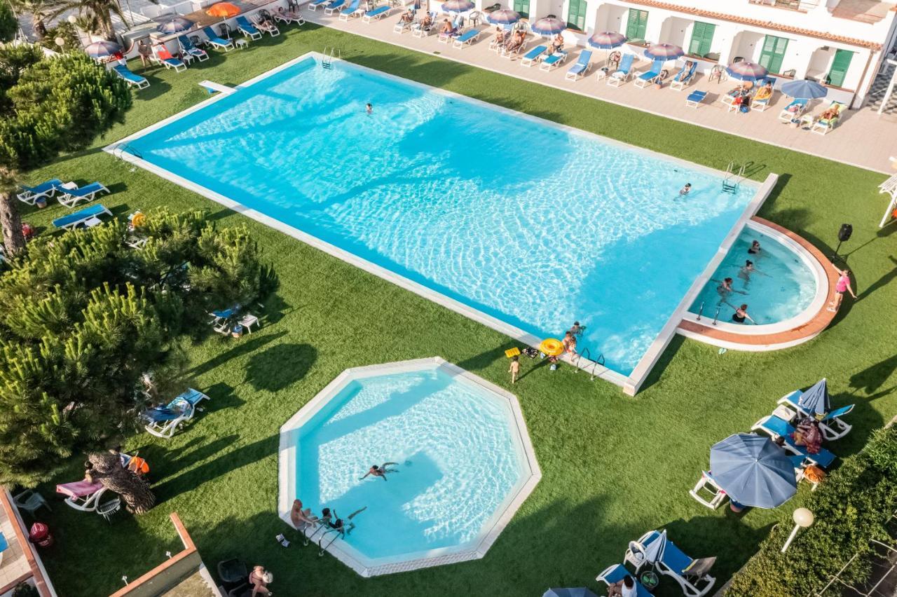 Hotel D'Amato Peschici Eksteriør billede