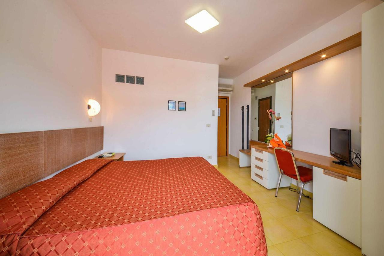 Hotel D'Amato Peschici Eksteriør billede